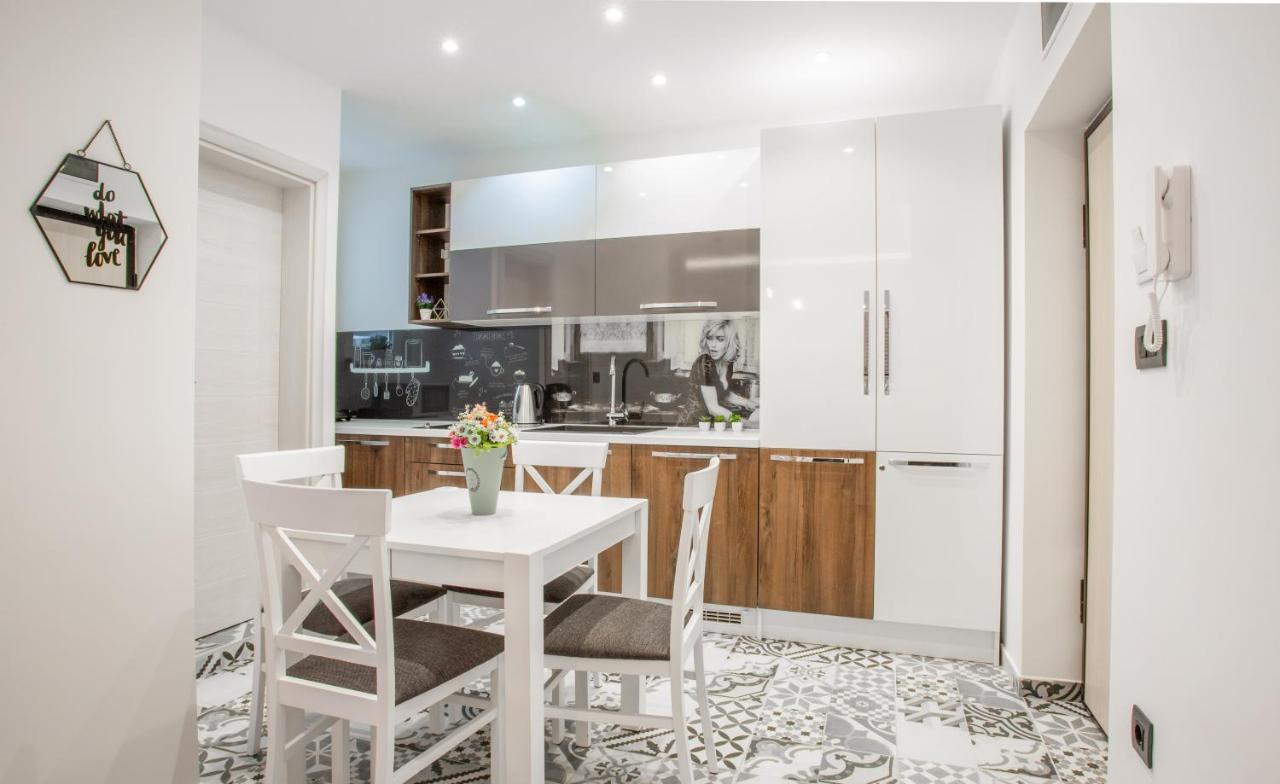 Casablanca Apartment Белград Екстериор снимка